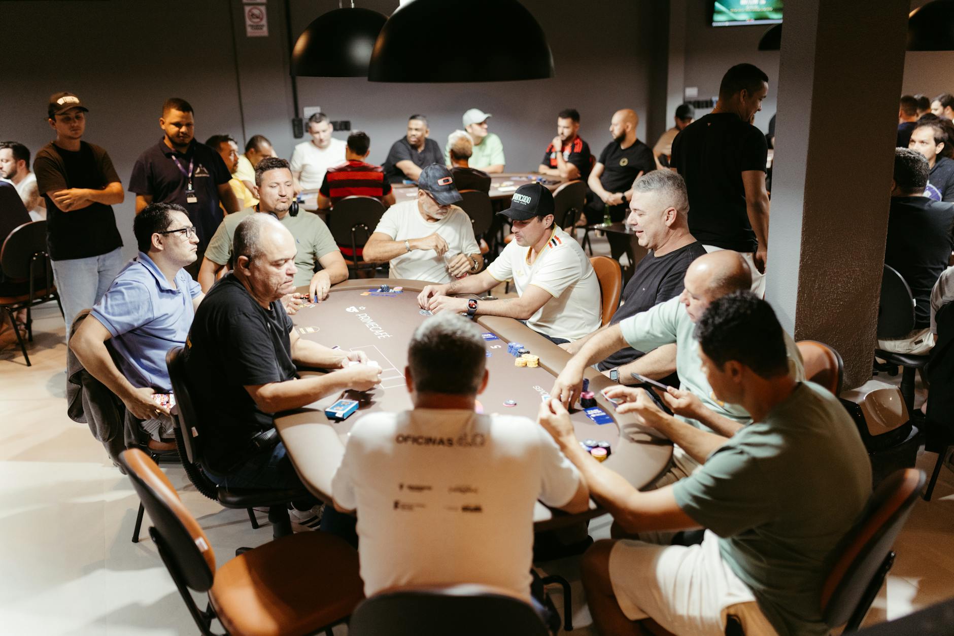 Blackjack có thể cho tỷ lệ tốt hơn nếu người chơi nắm vững basic strategy.